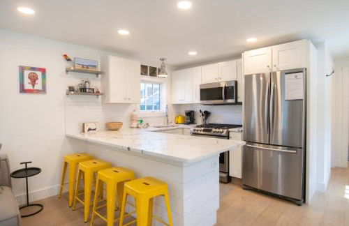 1 Min Walk to Water Town Patio and AC - Foto 8