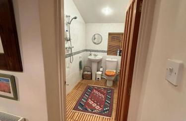 Spacious 4 bed family home near coast - Foto 3