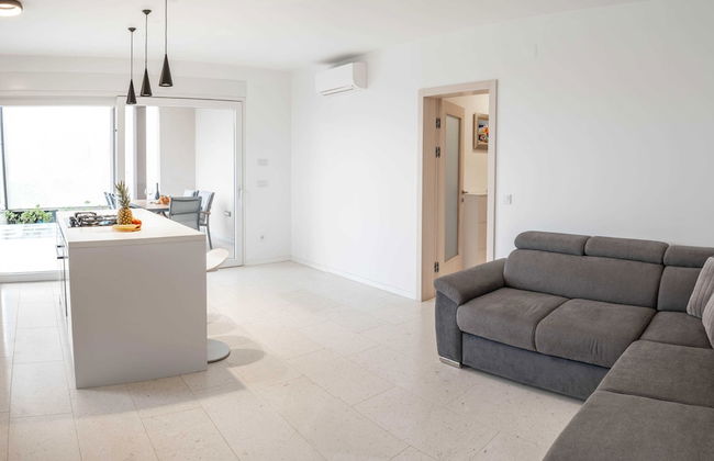 Spacious Povljana Apartment With Sea View and Terrace - Foto 12