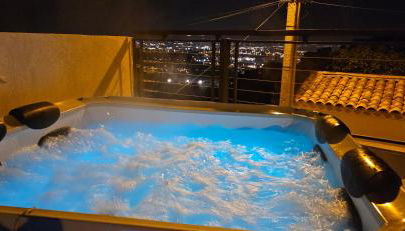 Bella Villa Piscine & jacuzzi - Photo 5