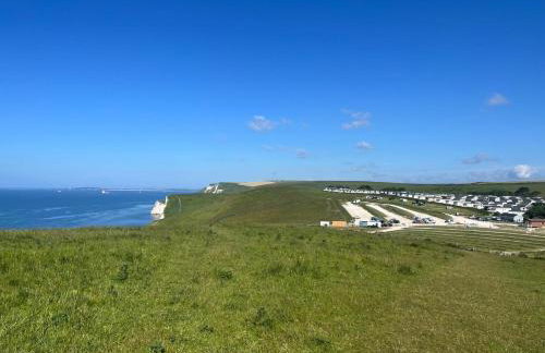 SeaView Sleeps 4to6 Pet friendly Parking - Photo 55