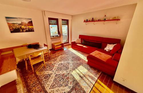 Appartamento per Famiglie in Centro ad Asiago con Posto Auto e Ampio Giardino - Foto 1