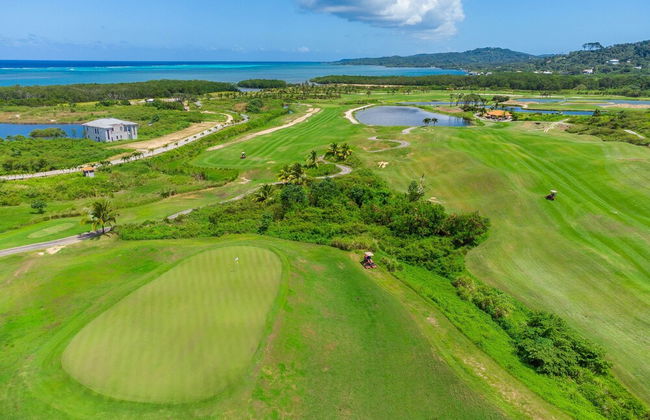 Pristine Bay Villa 1304 with large pool - 3 bedroom 3 Condo by RedAwning - Foto 23