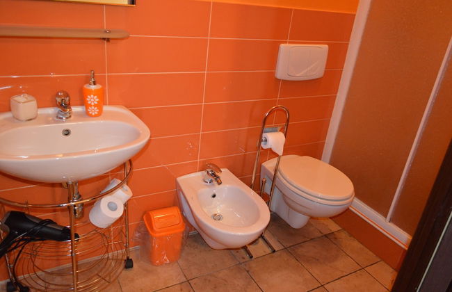 Butterfly Accommodation - Photo 36