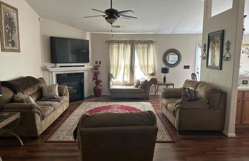 Nice and Simple Country Home - Photo 7