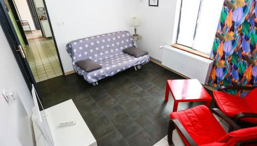 F3 80 m2 Longére plain pied au centre auxonne. - Foto 5