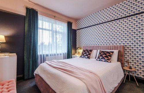 The Mayoress - Durham - Photo 4