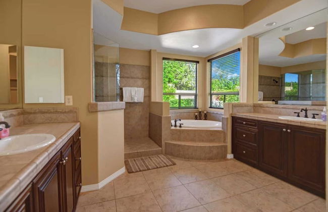 Songbird by Avantstay Pool, Spa & Firepit + Tons of Outdoor Seating - Foto 12