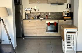 Appartement T2 - Rez-de-Jardin, proche plage et commerces - Foto 6