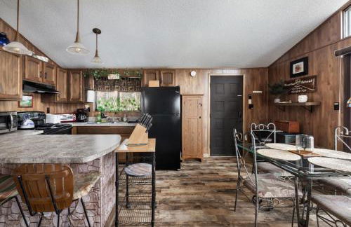 Zen Vibe w Fireplace Grill Deck & Screened Porch - Foto 20