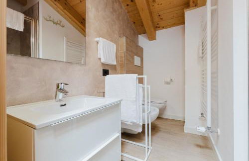 PINZOLO MOUNTAIN LODGE - Foto 24