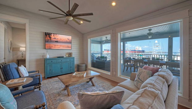 Blue Marlin & Dolphin Buyout Marina-front Escape for 10 Guests Walkable Access to Port A - Foto 3, Interior