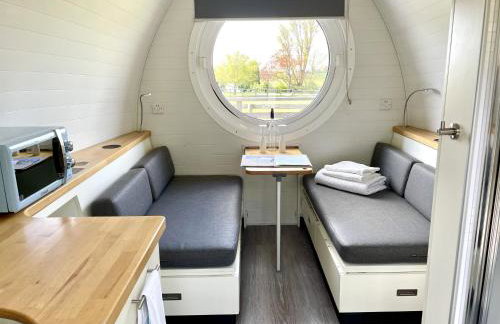 Armadilla 3 at Lee Wick Farm Cottages & Glamping - Foto 10