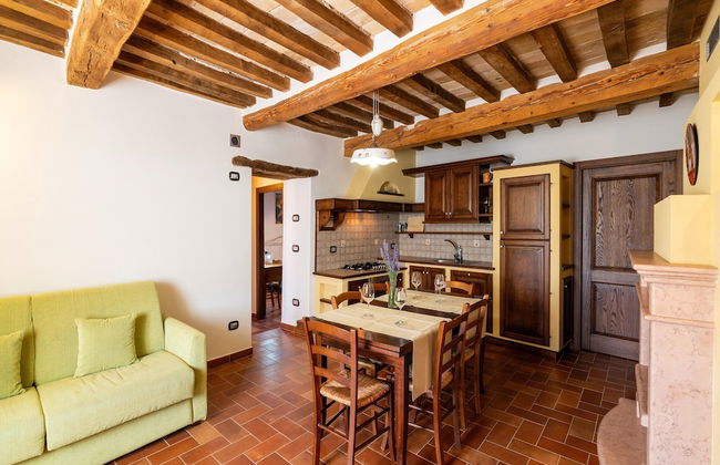 Italian Farmhouse With Pool - Foto 9