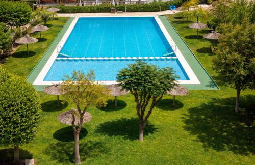 4BR Apt 10 min Walk to San Juan Beach - Pool & Terrace - Foto 2