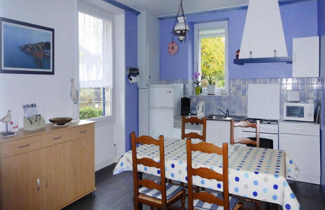 Nice Holiday Home Near the Beach - Foto 8