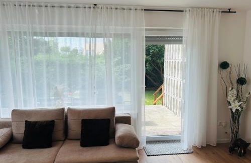 KJ Ferienwohnung bis 10P-Zentral-Garten-WIFI-Parken-Grill - Foto 3