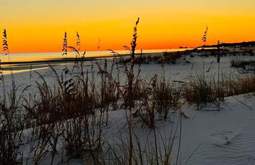 NEW Getaway by Gulfport Beach - Foto 15