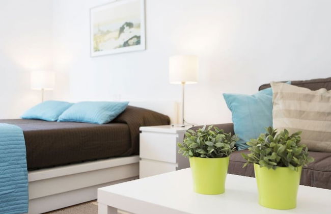 Fashion 37 Apartment - Photo 2