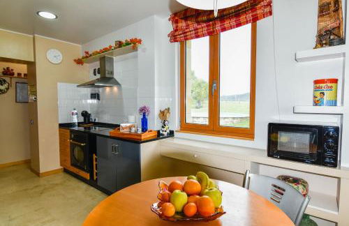 Casa con gran jardín y piscina en Cabarceno - Foto 13