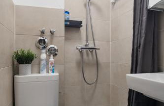 TOP 2 Zimmer Altbauwohnung in Kiel Mitte 24-7 Check In - Foto 10