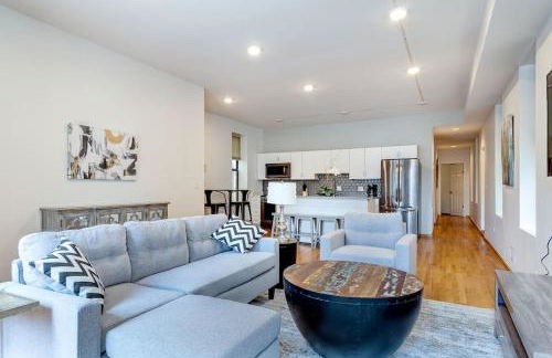 2 Suites 2 Floors in Downtown Chicago - Foto 1