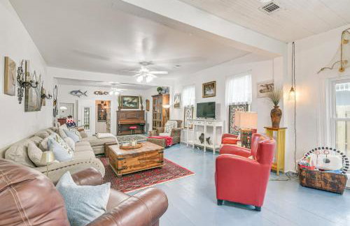 Galveston Bay Retreat Historic La Porte Home! - Foto 6