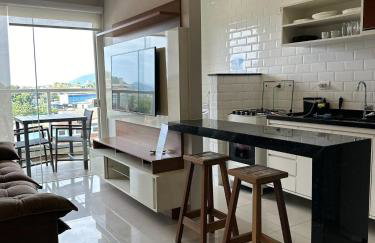 Apto Excelente C/Ar, Varanda Gourmet e Piscina - Foto 10