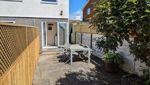 Rest Bay Beach Stay - Photo 4