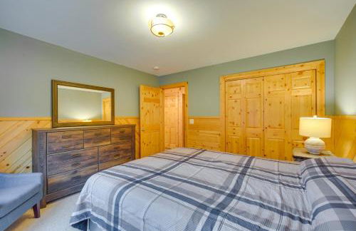 Lakefront Wisconsin Cabin with Boat Dock! - Foto 17