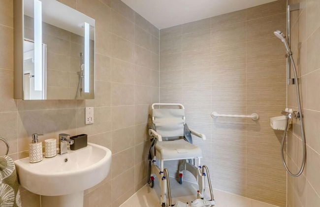 Fully Accessible-disabled Adapted-hot Tub-pets - Foto 9