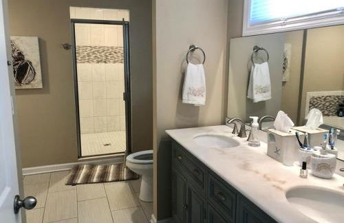 Single Family Ocean Block Wifi Beach Badges Washer And Dryer Private Yardspray Beach Ocean Block Contemporary 2Nd Off The Beach Close To - Foto 16