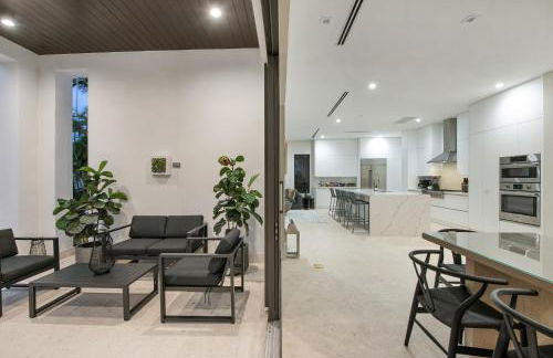 Villa in Coral Gables with Pool Jacuzzi Game Room - Foto 47