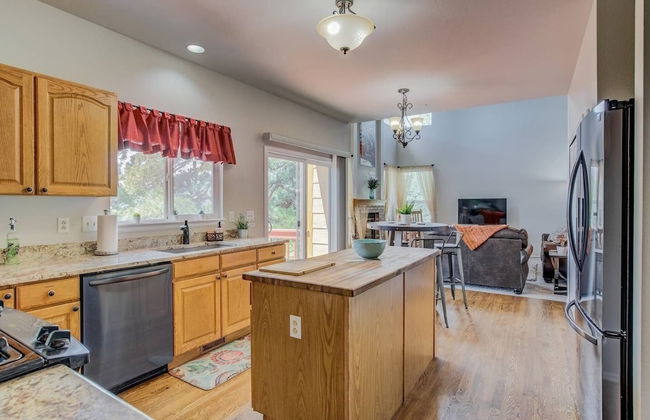 4BR AF Academyw/hot Tub & Firepit - Foto 18