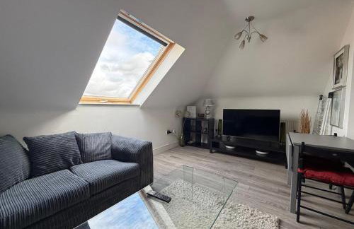 Egham Modern Two Bedroom Apartment - Foto 12