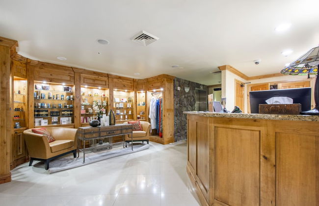 White Pines 1-BD Penthouse at Westgate - Tycoon - Photo 13