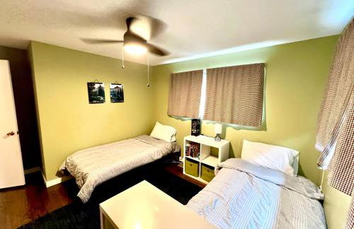 Spacious Retreat w/ Hot Tub. Perfect for Families - Photo 3