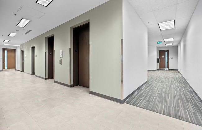 Bright Suites Finch West - Foto 36