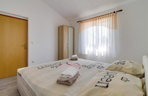Lovely VILLA Piljan with a private swimming POOL - Foto 26