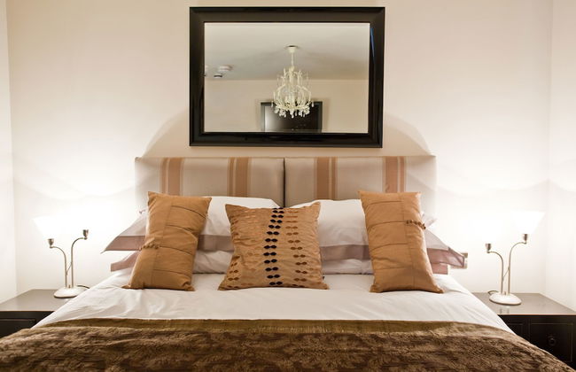 Portland Apartments - Photo 7