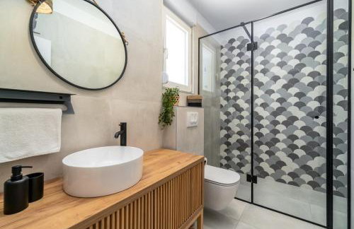 Villa Zen with 4 bedrooms, private 32 sqm pool, summer kitchen, 7 km from the beach - Photo 32