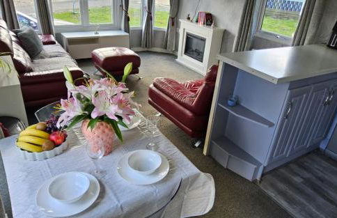 Cosy caravan in Billing Aquadrome - Photo 33