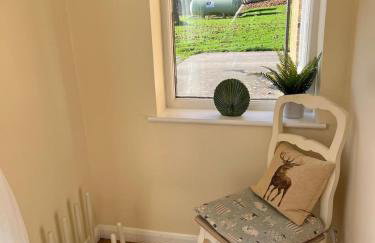 Walworth Castle Cottage - Photo 10