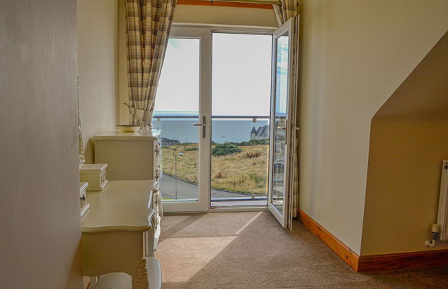 Self Catering at The Fairways - Photo 10