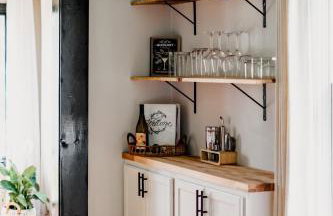 Charming Cabin with Hot Tub & Fire Pit - Foto 15