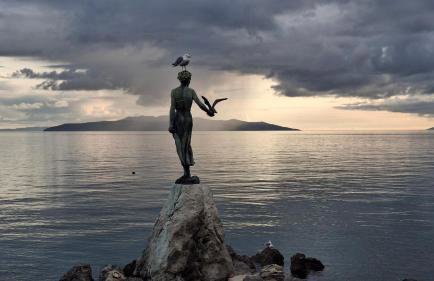 Val Apartment - Four Seasons Escape with sea view and swimming pool - Foto 3