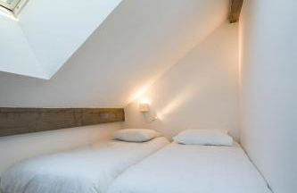 Duplex in Albiez-Montrond with balcony - Photo 59