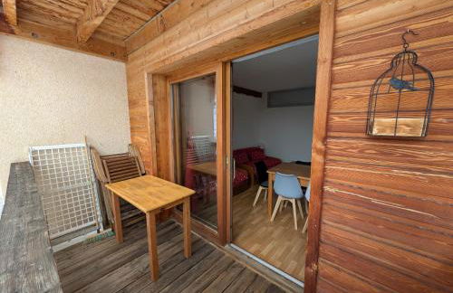 Appartement 4 pièces pour 6-8 personnes, 2 chambres, 1 cabine, 2 canapés-lit double dans le salon, au pied des pistes et piscine l'été, wifi fibre - Foto 76