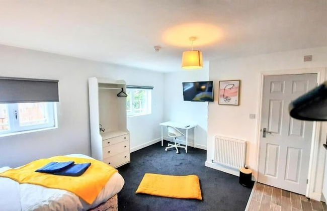 Stay Sleep Rest-Burford Road - Photo 22