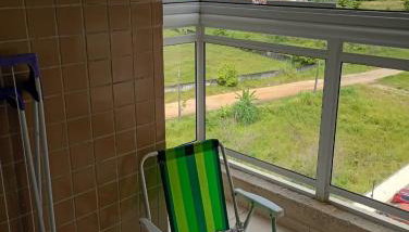 Praia & Conforto 3 dorm e 2 vagas cobertas - Foto 2